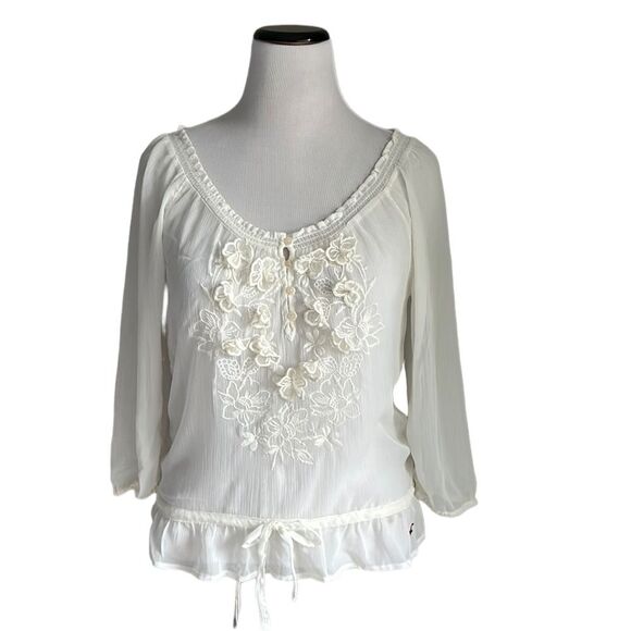 HOLLISTER NWT Women’s Betty’s Sheer Ivory embroidered Boho Blouse Size L - Picture 1 of 13